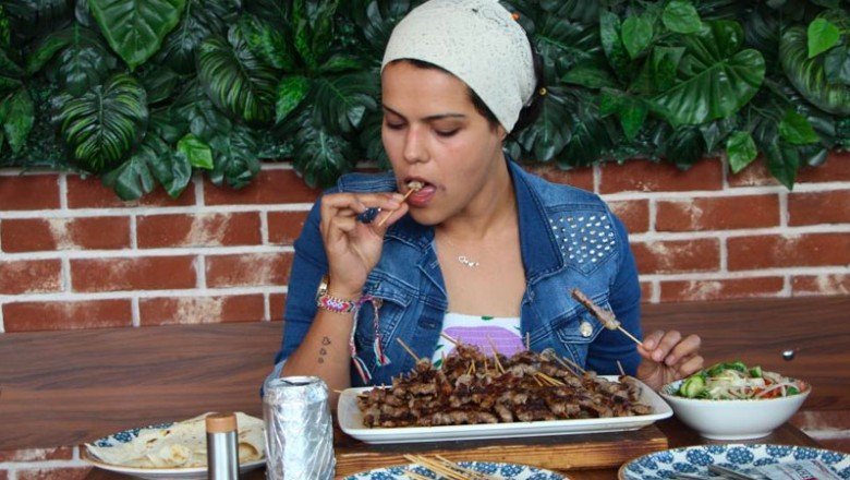 2019 rekorunu geride bıraktı: 37 dakikada 247 adet çöp şiş yedi