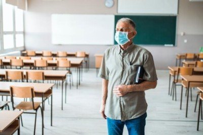 Covid öğrenciler için kabus gibi geçti! Peki ya öğretmenler? 'Akıl sağlığımı kaybettim...'