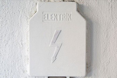 Elektrik piyasasında fiyatlar 9 ayda Avrupa'da yüzde 150, Türkiye'de yüzde 75 arttı