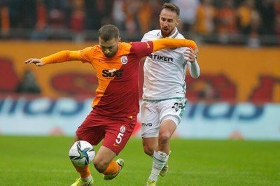 Galatasaray'da Alpaslan Öztürk'ten Fatih Terim'e teşekkür!