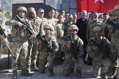 İçişleri Bakanı Soylu Ahpanos Vadisi'nde incelemelerde bulundu