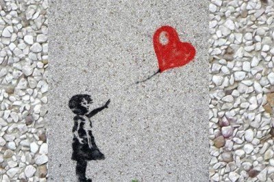 İngiliz sokak sanatçısı Banksy'nin parçalanan eseri 18,5 milyon sterline satıldı