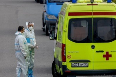 Rusya'da Covid-19 vaka sayısı 8 milyona yaklaştı