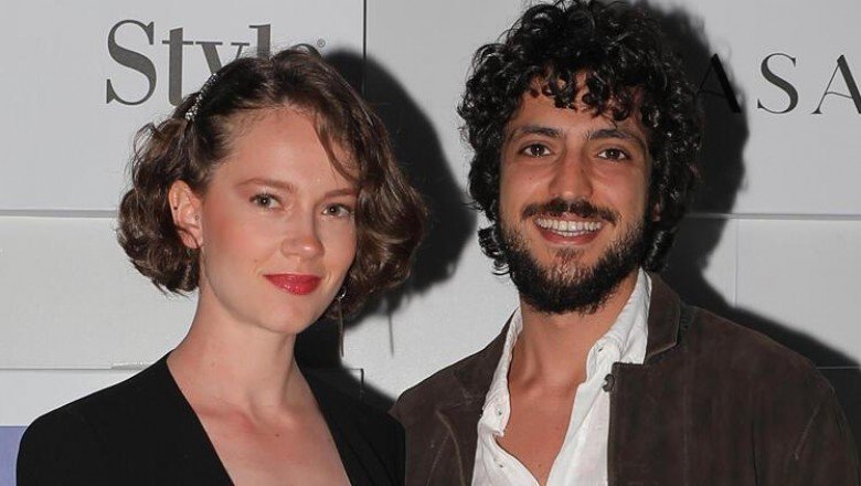 Taner Ölmez'den eşi Ece Çeşmioğlu’na bebek hediyesi!