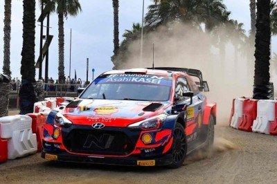 WRC İspanya Rallisi'nde zafer Thierry Neuville'in