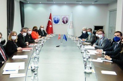 AB Türkiye Delegasyonu Başkanı Meyer-Landrut'tan 'eğitimde işbirliği' mesajı