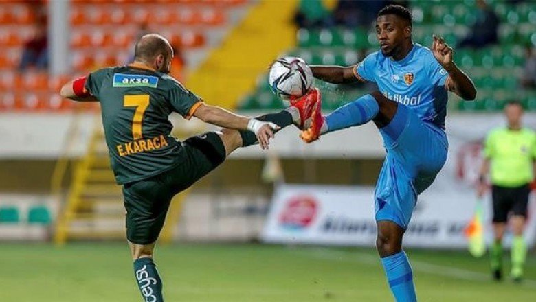 Alanyaspor-Kayserispor maçında goller yağmur oldu yağdı! Ağlar tam 9 kez sarsıldı