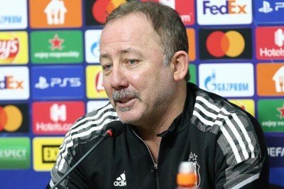 Beşiktaş'ta ilk 11'in 4 ismi açıklandı! Basın toplantısında Sergen Yalçın'ı güldüren soru