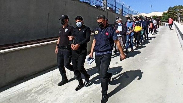 Mersin'de terör operasyonu: 11 gözaltı