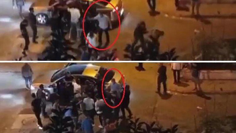 Sokakta tartışan iki grubu, polis memuru biber gazıyla dağıttı