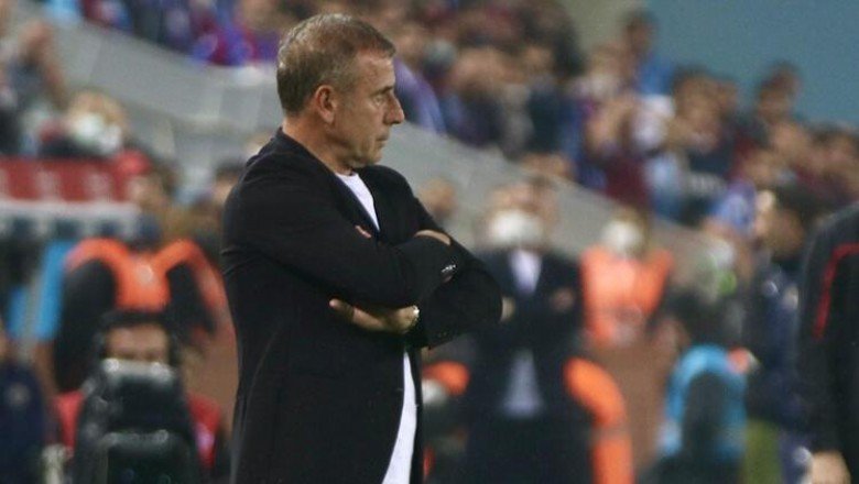 Trabzonspor'da Abdullah Avcı'dan Fenerbahçe galibiyeti sonrası şampiyonluk açıklaması!