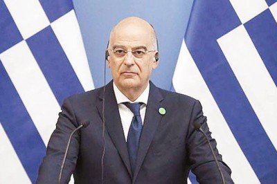 Yunan Dışişleri Bakanı Dendias’tan küstah sözler