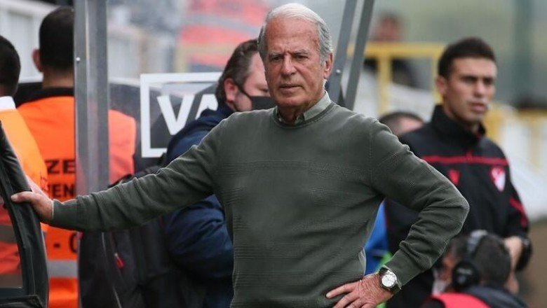 Altay’da Mustafa Denizli’den taraftara teşekkür