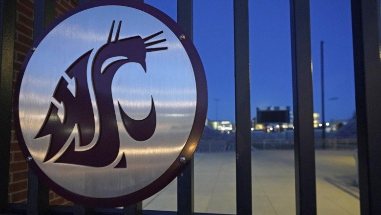 Aşı olmadığı için kovuldu! Washington State Cougars...