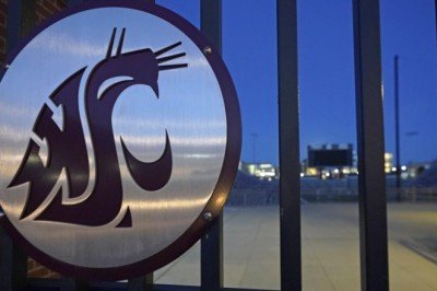 Aşı olmadığı için kovuldu! Washington State Cougars...