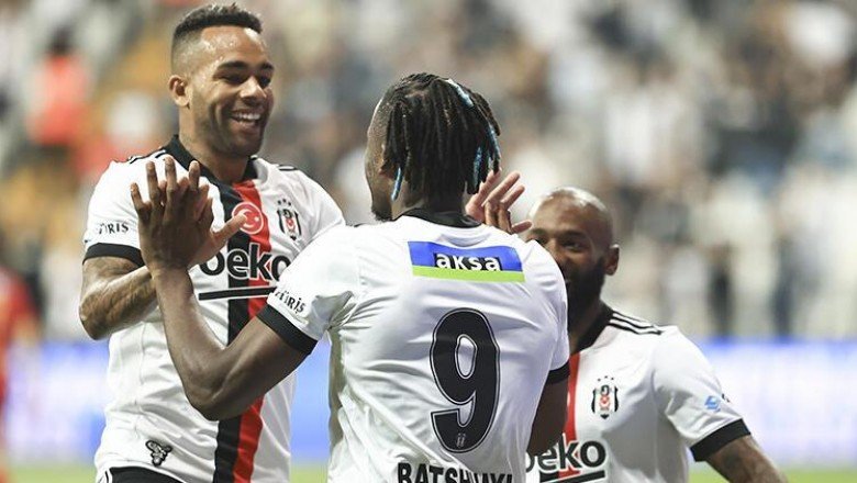 Beşiktaş'ta Alex Teixeira'nın harika golü VAR'a takıldı