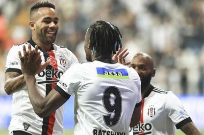 Beşiktaş'ta Alex Teixeira'nın harika golü VAR'a takıldı