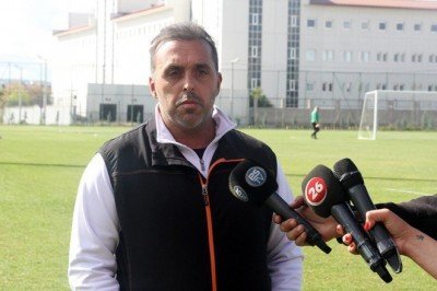 Eskişehirspor'da Cem Karaca dönemi sona erdi