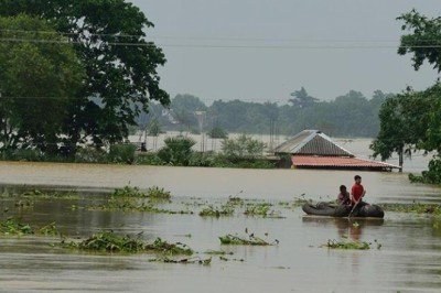 Hindistan'da sel felaketinde bilanço ağırlaşıyor: Ölü sayısı 24'e yükseldi