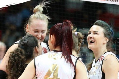 Misli.com Sultanlar Ligi: Karayolları 0-3 VakıfBank