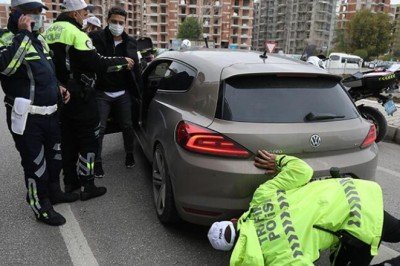 Otomobilini satın aldıktan 1,5 saat sonra 'modifiyeli araç' uygulamasında ceza yedi