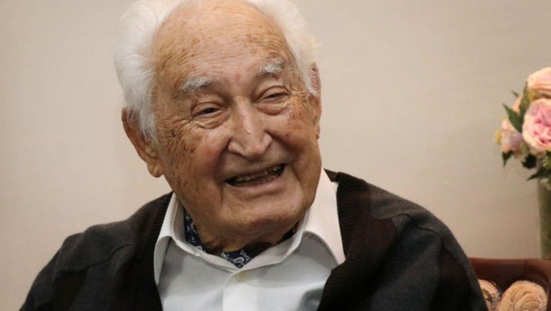 Prof. Dr. Orhan Oğuz hayatını kaybetti