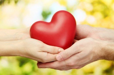 Sevmek mi ? Sevilmek mi ?