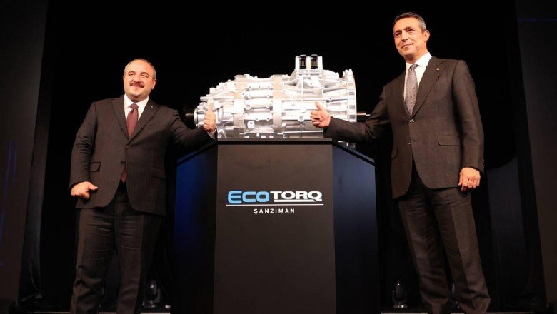 Bakan Varank, Türkiye'nin ilk yerli ve milli şanzımanını tanıttı