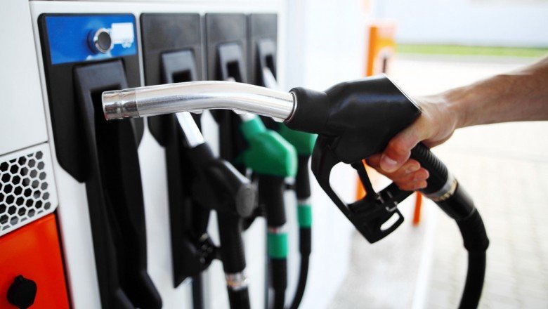 Benzine 44 kuruş zam geliyor