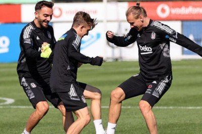 Beşiktaş'ta Galatasaray derbisi hazırlıkları sürdü! Ahmet Nur Çebi...