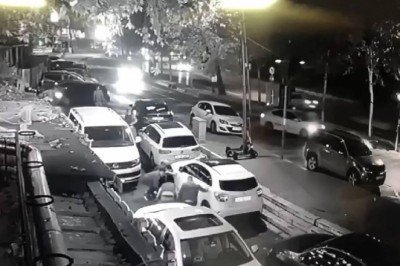 Beyoğlu'ndaki silahlı saldırı kamerada