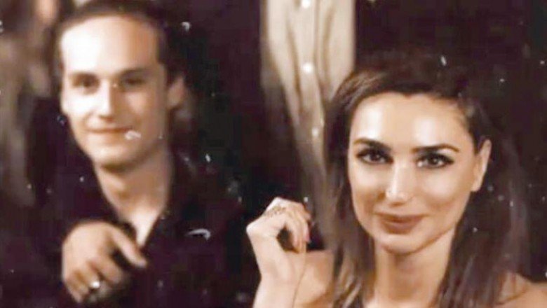 Bilge Öztürk'ten 22 yaş küçük sevgilisi Daren Gerede ile mutluluk pozu