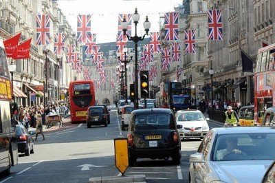 İngiltere’de perakende satışlar eylülde daraldı