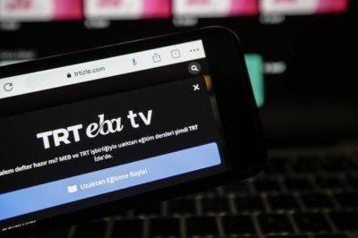 MEB'den görme engelli öğrenciler için özel EBA ders videoları