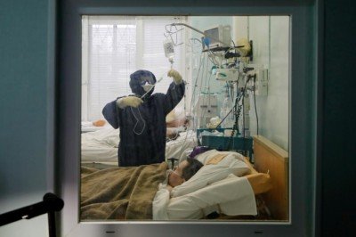 Rusyada COVID19 ölümlerindeki artış en üst seviyede