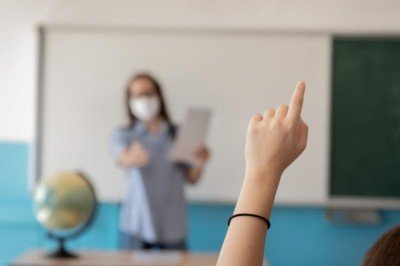 Sınıf öğretmenlerinin yüzde 89'u iki doz aşılı