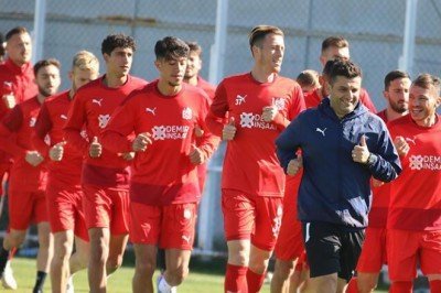 Sivasspor'da Adana Demirspor mesaisi tamam