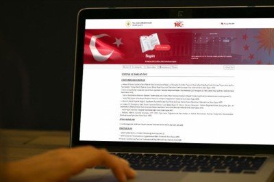 Üç üniversiteye rektör atandı