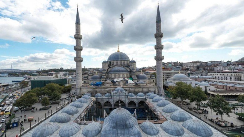 Yeni Camii tarihinin en kapsamlı restorasyonundan geçiyor