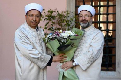 İstanbul Müftülüğü'ne atanan Prof. Dr. Safi Arpaguş göreve başladı