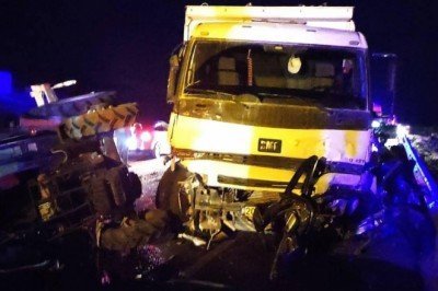 Kontrolden çıkan kamyon dehşet saçtı: 5 ölü