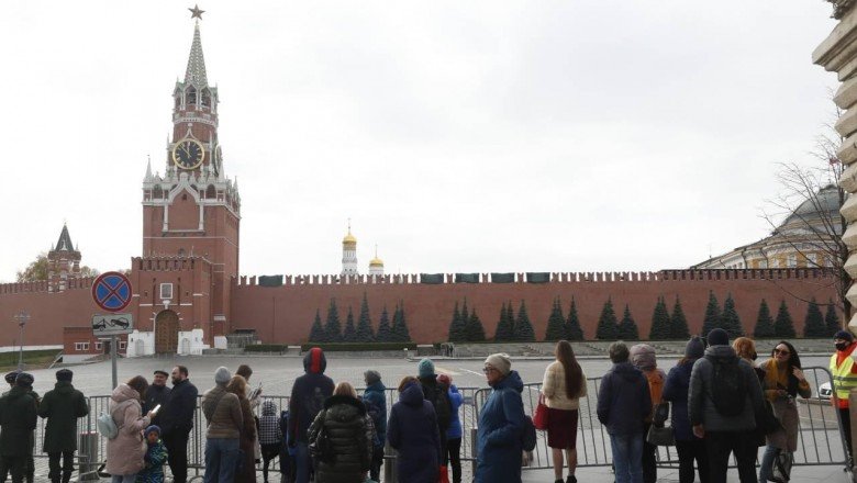 Rusya'da şiddetli rüzgar: Kızıl Meydan ziyarete kapatıldı