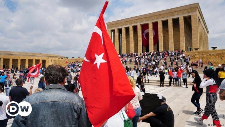 Anıtkabir'deki törene bazı gazetecilerin alınmaması tepki topladı