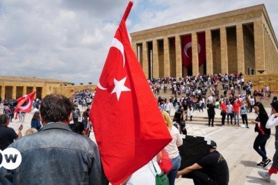 Anıtkabir'deki törene bazı gazetecilerin alınmaması tepki topladı