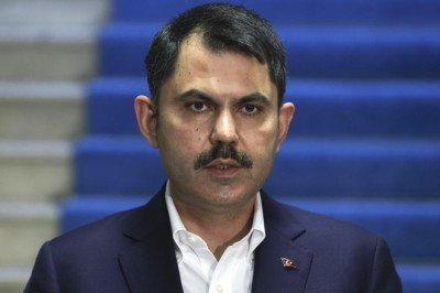 Bakan Kurum: İzmir'de depremin izlerini tamamen sileceğiz