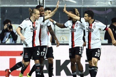 Beşiktaş, Süper Lig'de yarın Hatayspor'a konuk olacak