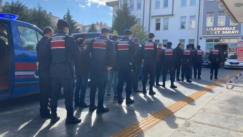 Cinayet zanlısını kırık far parçaları ele verdi