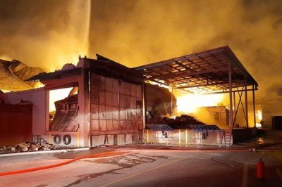 Esenyurt'ta fabrika yangını