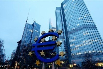 Euro Bölgesi'nde enflasyon 13 yılın zirvesine çıktı