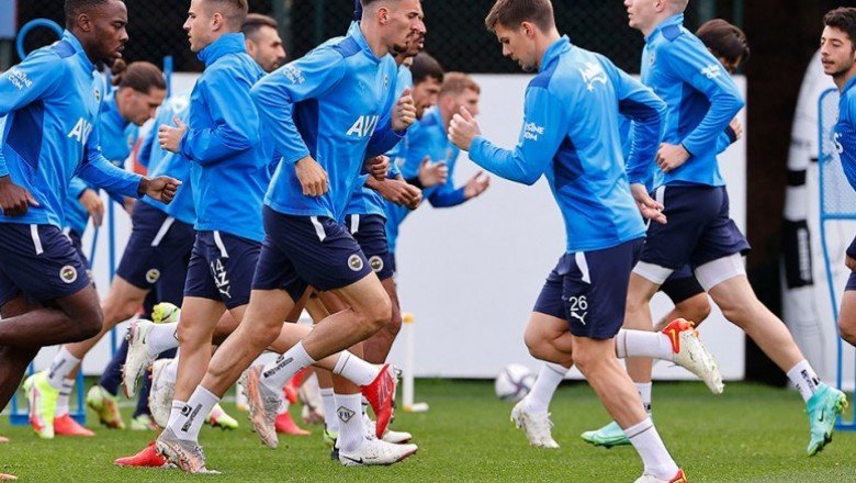 Fenerbahçe'de Konyaspor maçı hazırlıkları sürdü